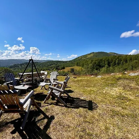 Geilo! Enjoy The Mountain Air From A Cozy With A View Feriehus *
